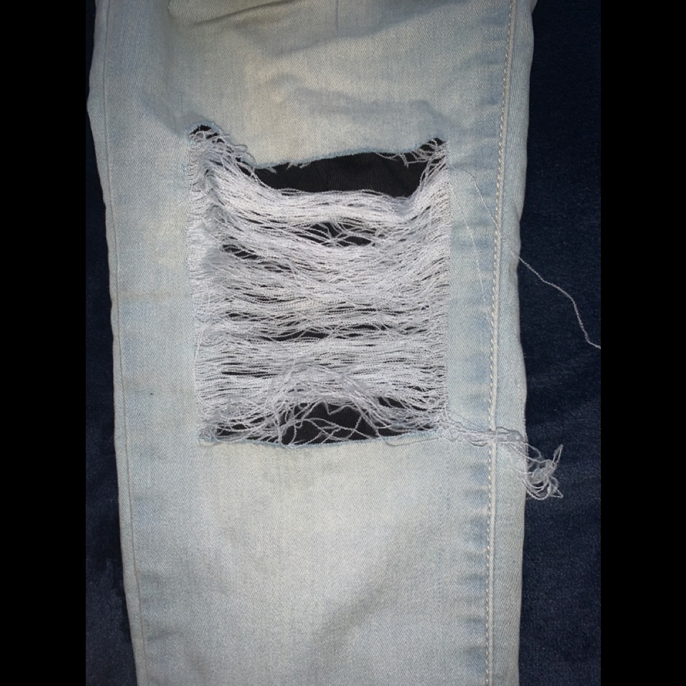 Custom Ripped Jeans 👖🤗 - Picture 2 of 7